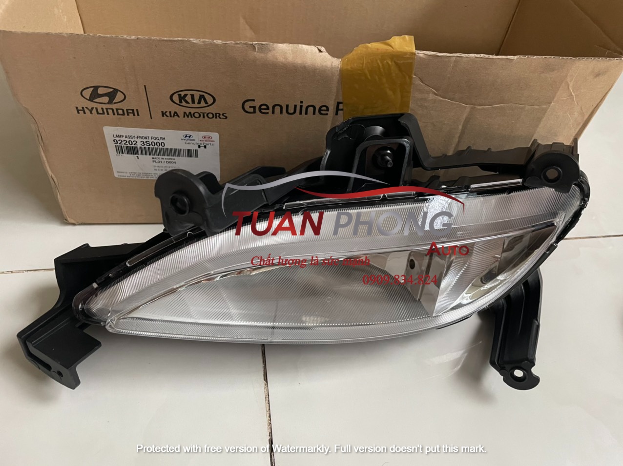 Đèn Cản Trước Phải HYUNDAI SONATA  922023S000